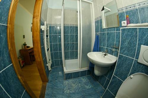 Hostal Penzion Portus