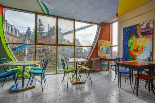 Albergue Hotel Galeria