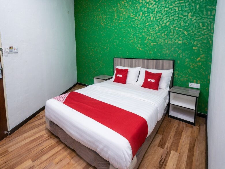 Hotel Oyo 89840 69 Room 4 Stay