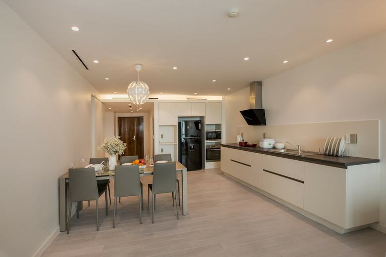 Apartamentos M Suites By S Home