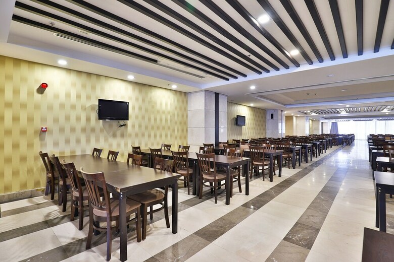 Oyo 403 Hidaya Towers Hotel