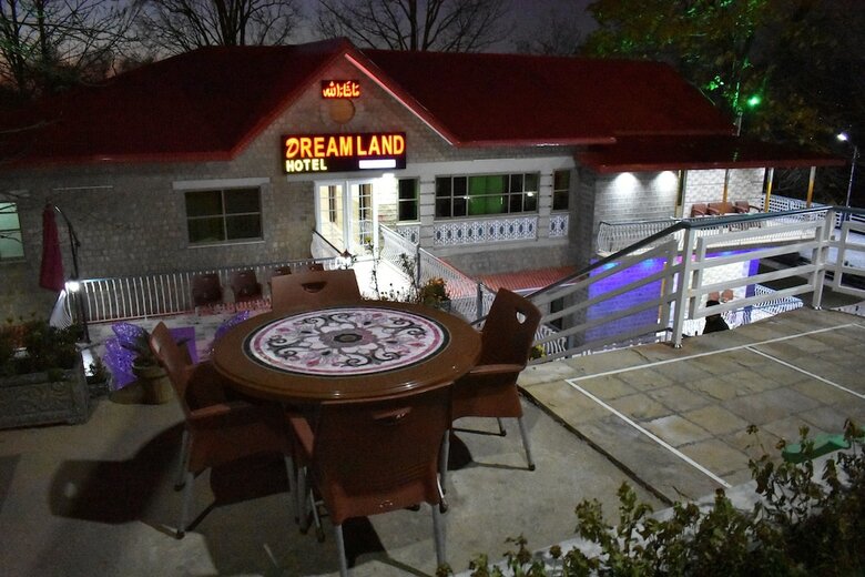 Dream Land Hotel
