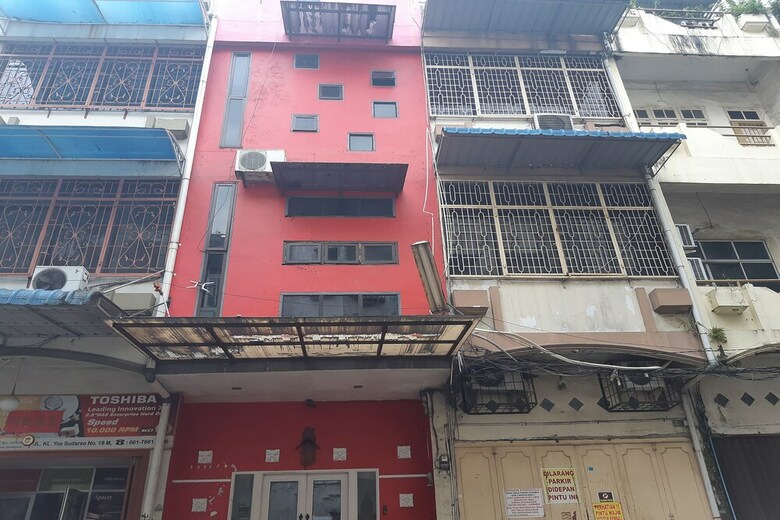 Hostal Oyo 1820 Baba Home