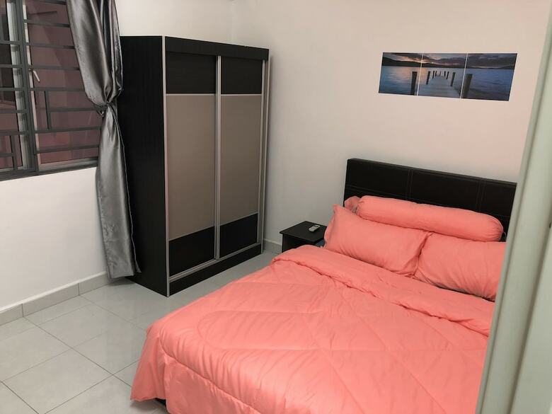 Apartamentos Cozy Homestay At Main Place