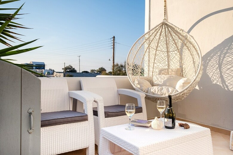 Paradise Traditional Cycladic House