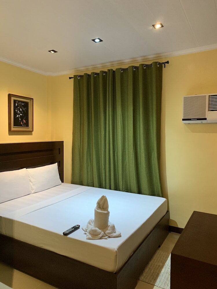 Hotel Vicente Aguirre Rooms