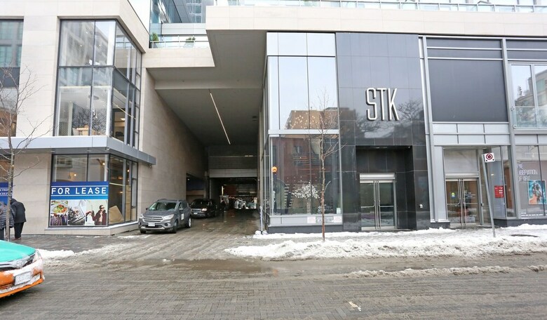 Yorkville Plaza
