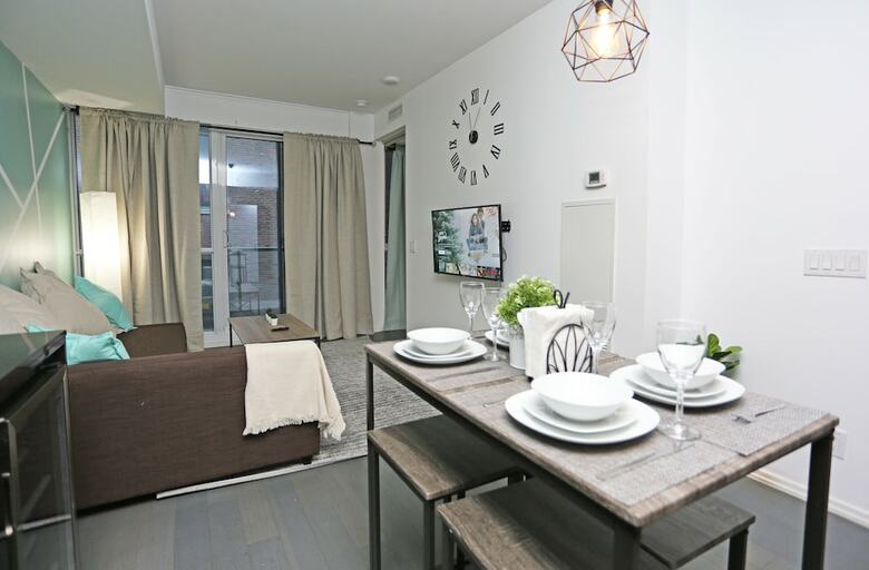Apartamentos Marvelous 2 Bdrm In Downtown Toronto
