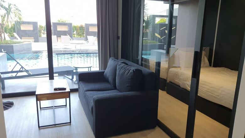 Prime Town - Posh & Port Hotel Phuket