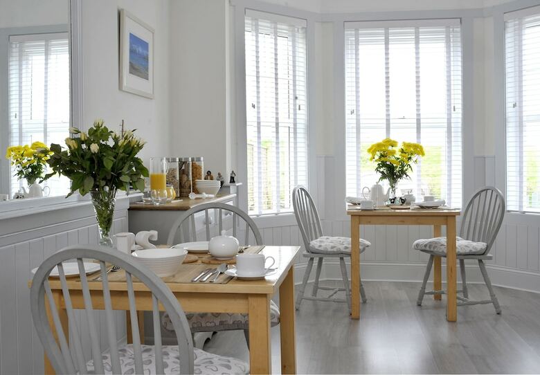 Bed & Breakfast Surf Haven