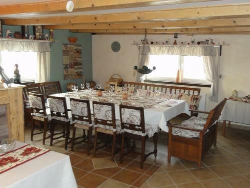Hostal Penzion Villa Maura