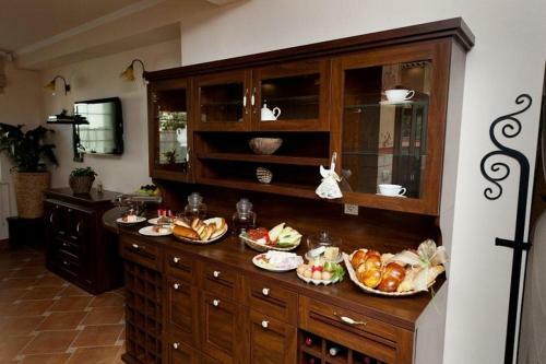 Hostal Penzion Villa Maura