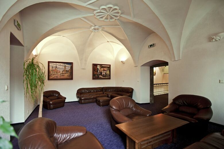 Hotel Arcade