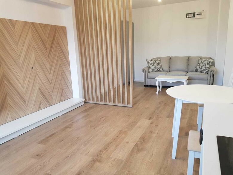 Bookingpedia Twin Apartments