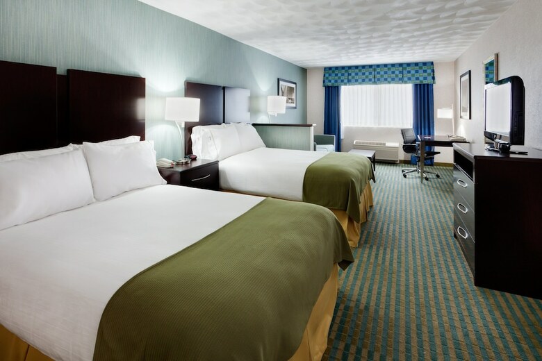 Hotel Holiday Inn Express And Suites