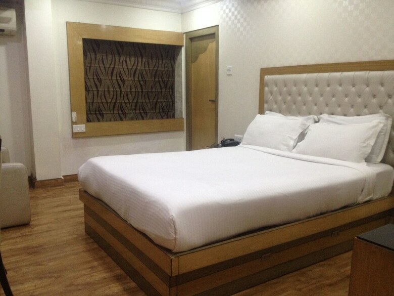 Hotel Ashreen Guest House