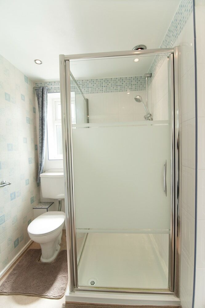Watford Stays - 4bed House