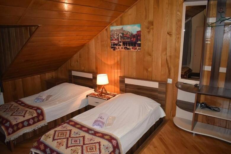 Hotel Guesthouse Lago & Wine Cellar