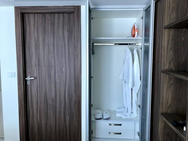 Luxury Apartments In Grand Avenue