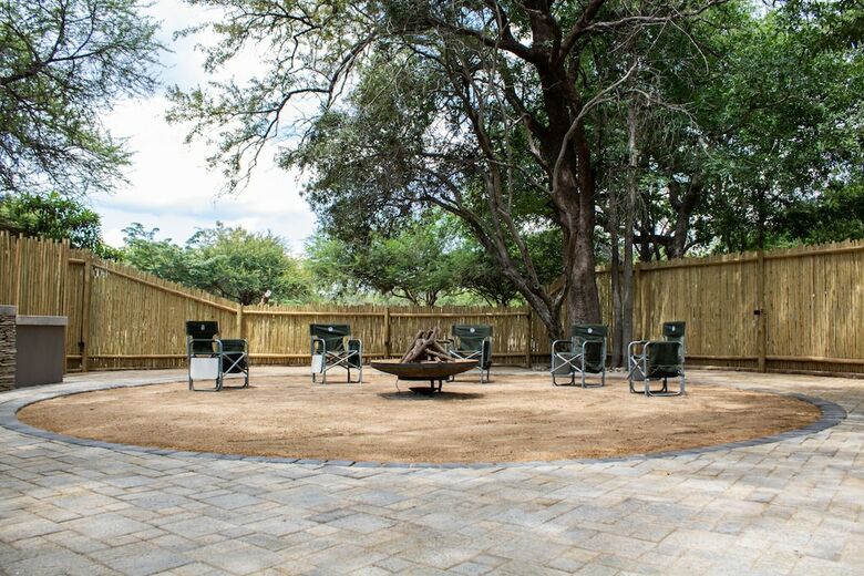 Little Africa Safari Lodge