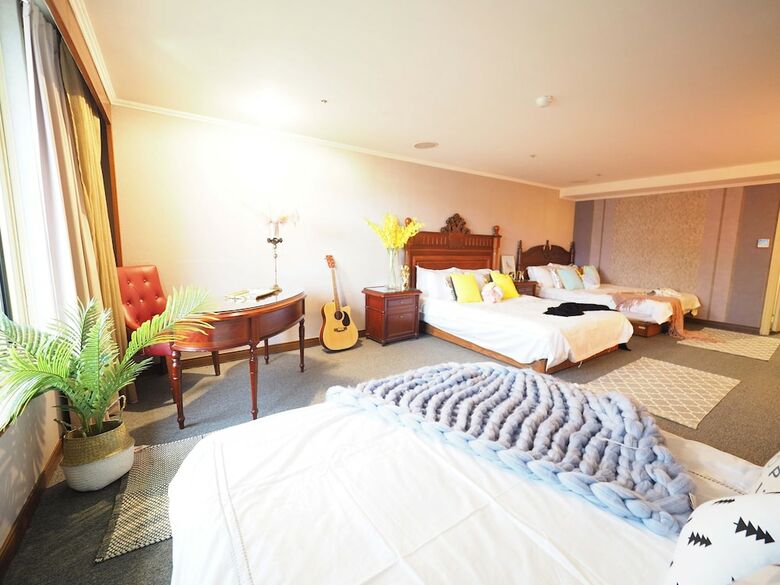 Hotel Capital Family