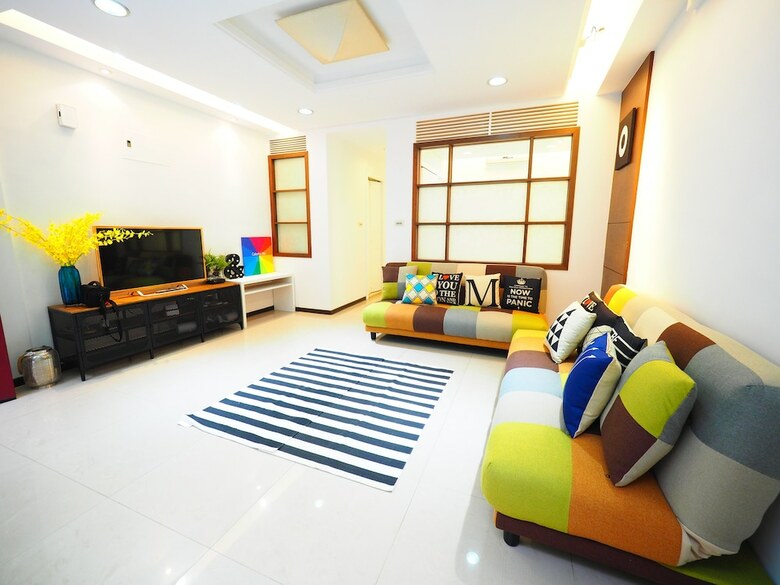 Apartamentos Next To Linjiang Night Market
