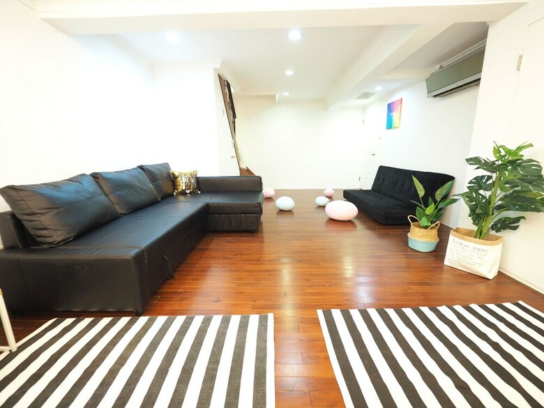 Hotel Near Stayreal Location