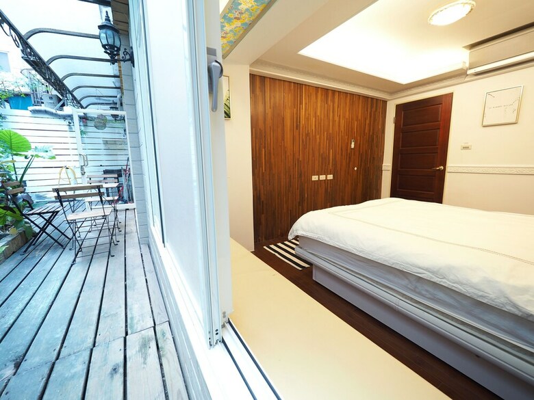 Hotel Near Stayreal Location