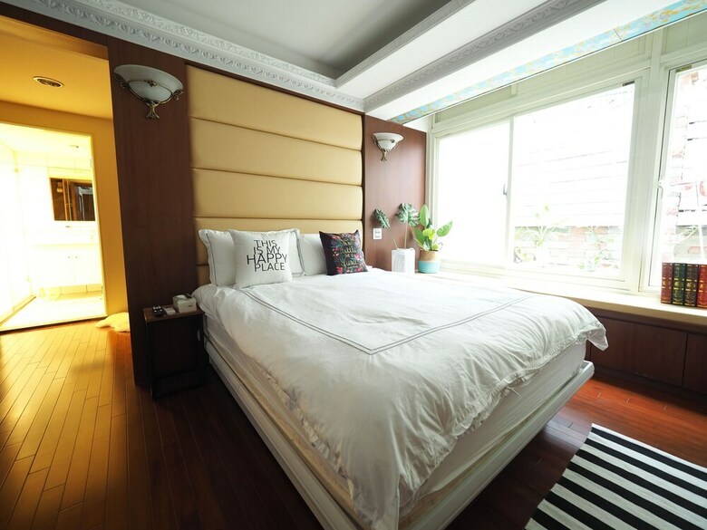 Hotel Near Stayreal Location
