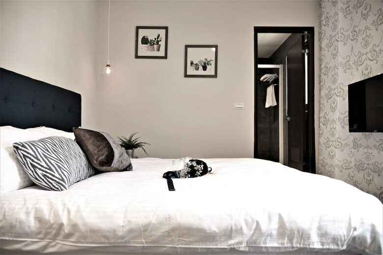 Hotel Fengchia Traveler