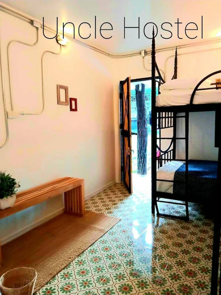 Hotel Uncle Hostel