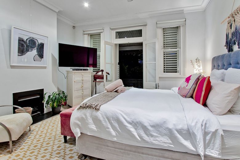 Classic Sydney 3br Double Fronted Terrace House