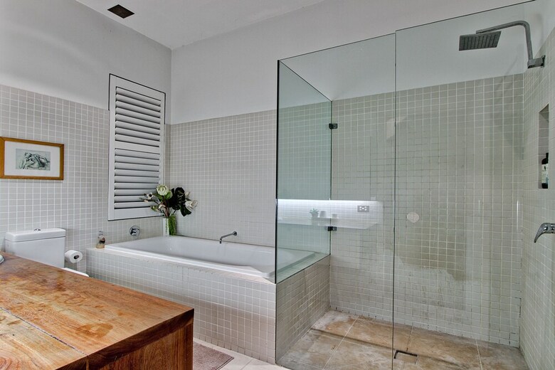 Classic Sydney 3br Double Fronted Terrace House