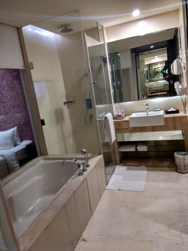 Hotel Royal Orchid