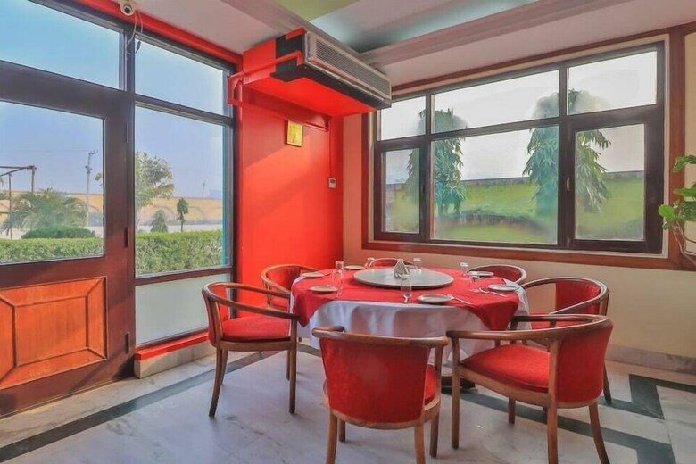 Capital O 716 Hotel Vishuwa