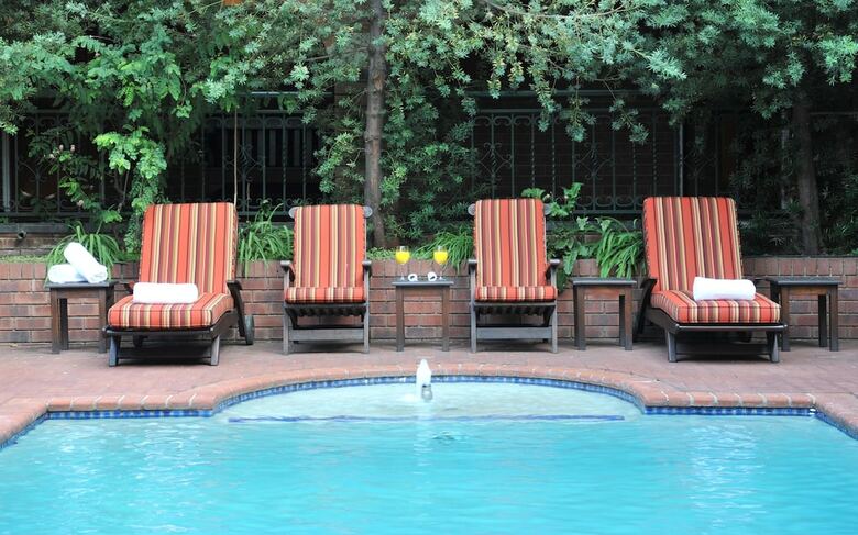 Faircity Quatermain Hotel