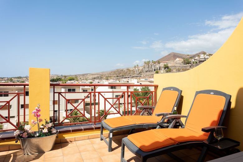 Apartamentos Dinast�a Southerly Penthouse, Pool And Terrace