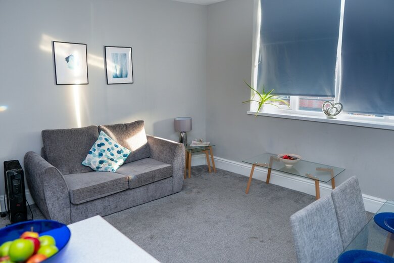 The White House Apartments