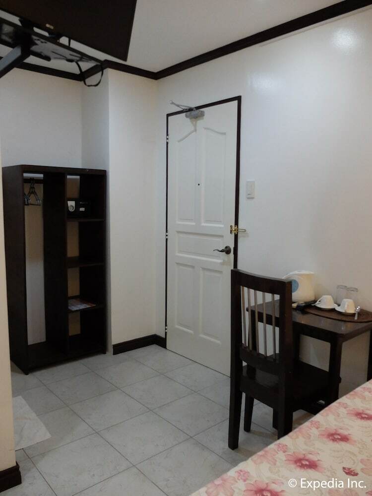 Bed & Breakfast Boracay Breeze Resort