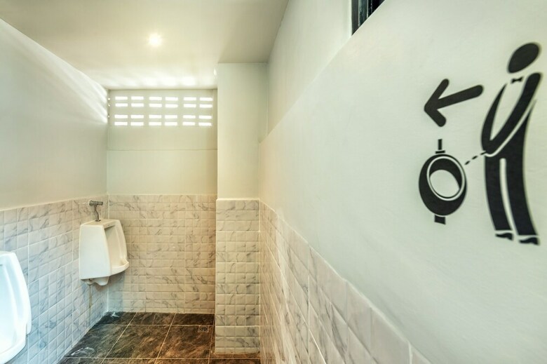 Hostal Happy Station Hostel
