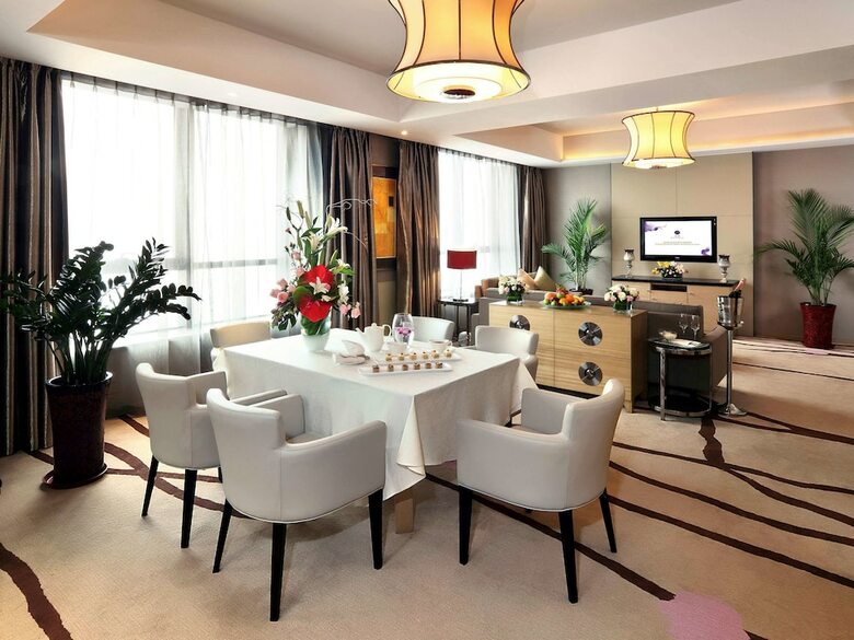Hotel Grand Mercure Jinan Sunshine