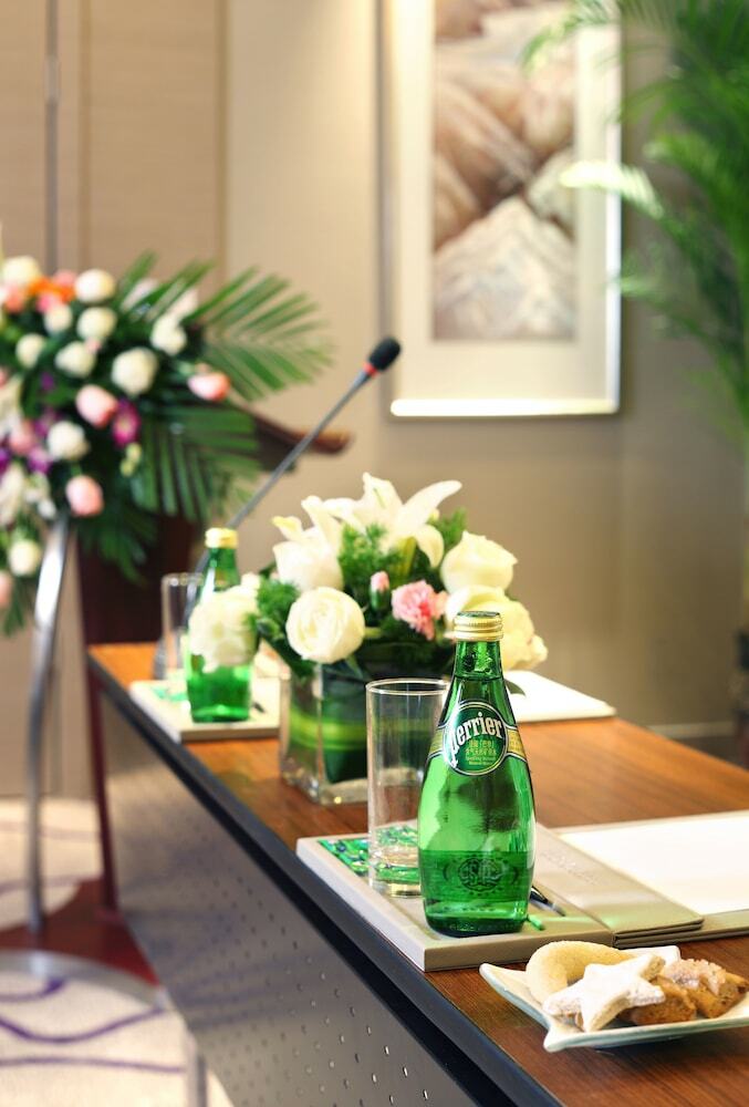 Hotel Grand Mercure Jinan Sunshine