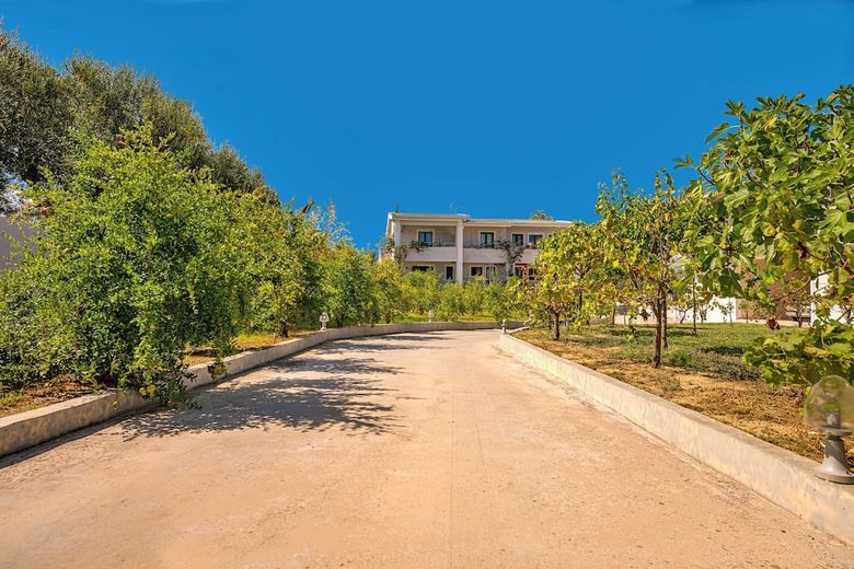 Apartamentos Coronis House