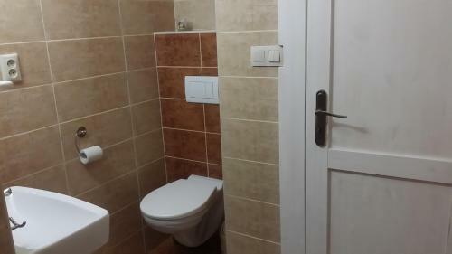 Hostal Vila House Family