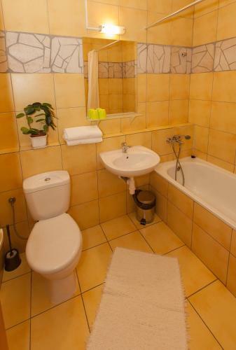 Hostal Hotel Cafe Razy