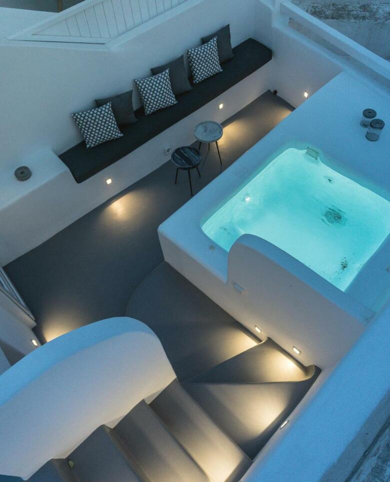Villa Roofs Of Chora, Townhouse With Rooftop Pool - Adults Only