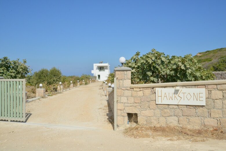 Hotel Hawk Stone