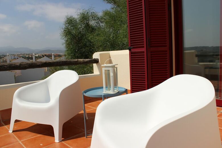 Apartamentos �tico Duplex En Casares M�laga