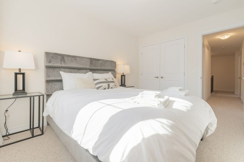 Luxurious Four Bedroom Townhouse