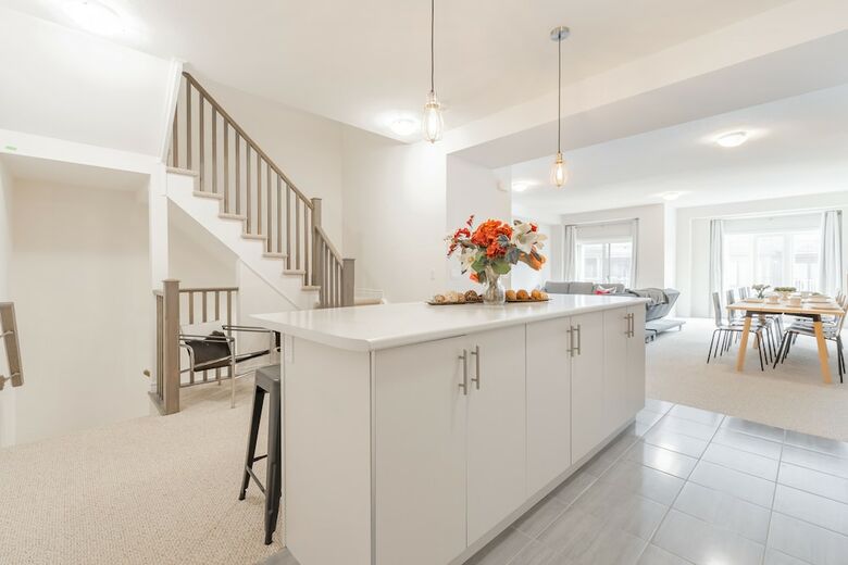 Gorgeous Brand New Spacious Town House
